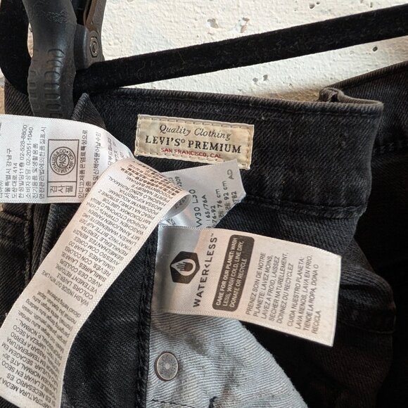 LEVI's Black "White Label" 501 PREMIUM Men's Jeans 30x30 (good distressed) - Picture 7 of 8